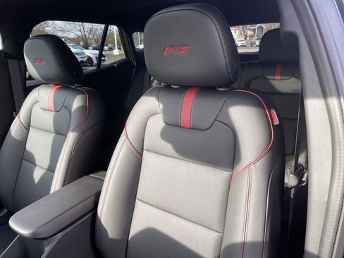 New 2026 Chevrolet Trax RS w/ Sunroof Package image 7