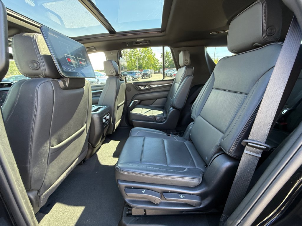 Used 2024 GMC Yukon Denali AWD/4WD image 26