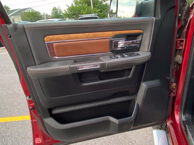 Used 2014 RAM 2500 Longhorn w/ Convenience Group AWD/4WD image 11