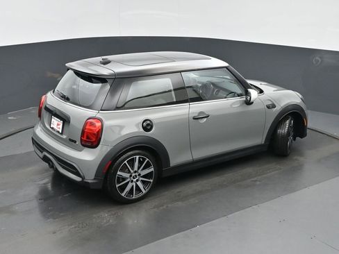 Used 2023 MINI Cooper S w/ Signature Upholstery Package image 33