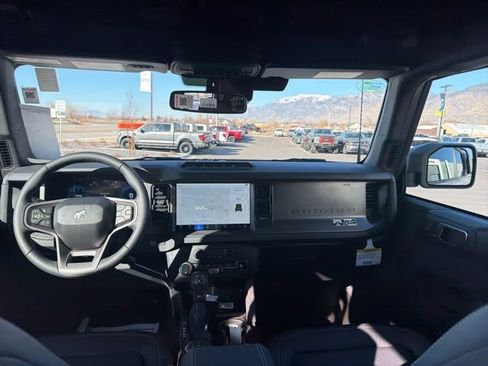 New 2025 Ford Bronco Badlands AWD/4WD image 75