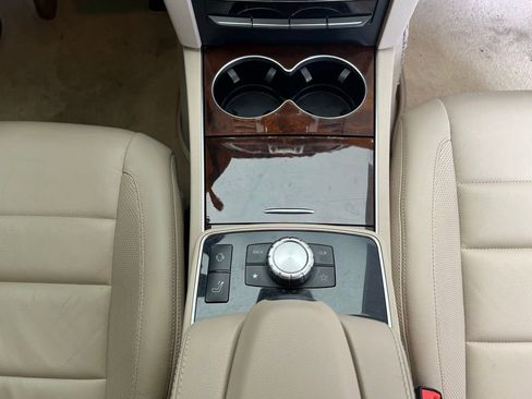 Used 2014 Mercedes-Benz E 350 Cabriolet image 17