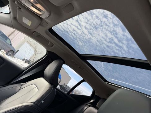 Certified 2025 Volvo XC40 B5 Ultra w/ Climate Package AWD/4WD image 20