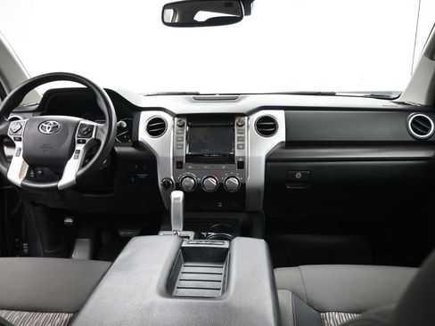 Used 2018 Toyota Tundra SR5 image 24