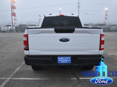 Used 2021 Ford F150 XL w/ Trailer Tow Package image 4
