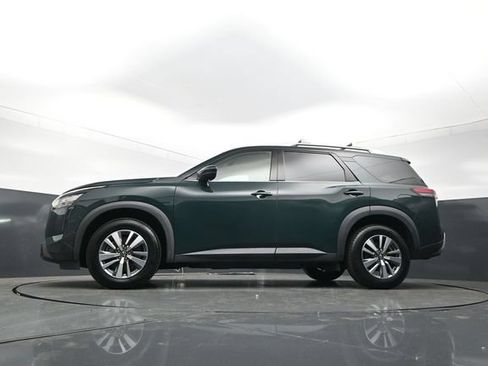 Used 2023 Nissan Pathfinder SL AWD/4WD image 25