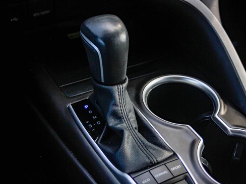 Certified 2023 Toyota Camry XLE image 18