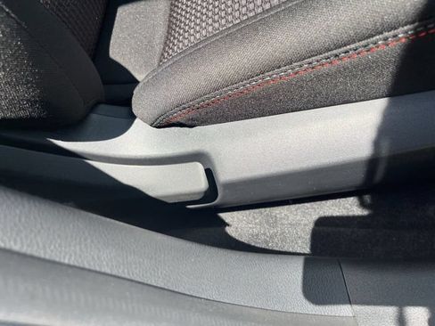 New 2026 Nissan Sentra SR w/ Floor Mat Package FWD image 21