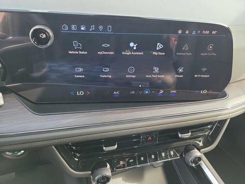 New 2026 Chevrolet Suburban LS image 7