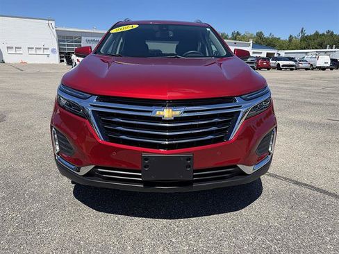 Used 2024 Chevrolet Equinox Premier AWD/4WD image 2