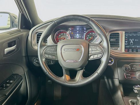 Used 2023 Dodge Charger SXT image 17