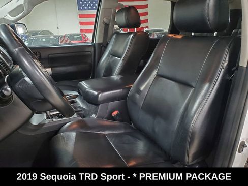 Used 2019 Toyota Sequoia TRD Sport w/ TRD Sport Premium Package AWD/4WD image 6
