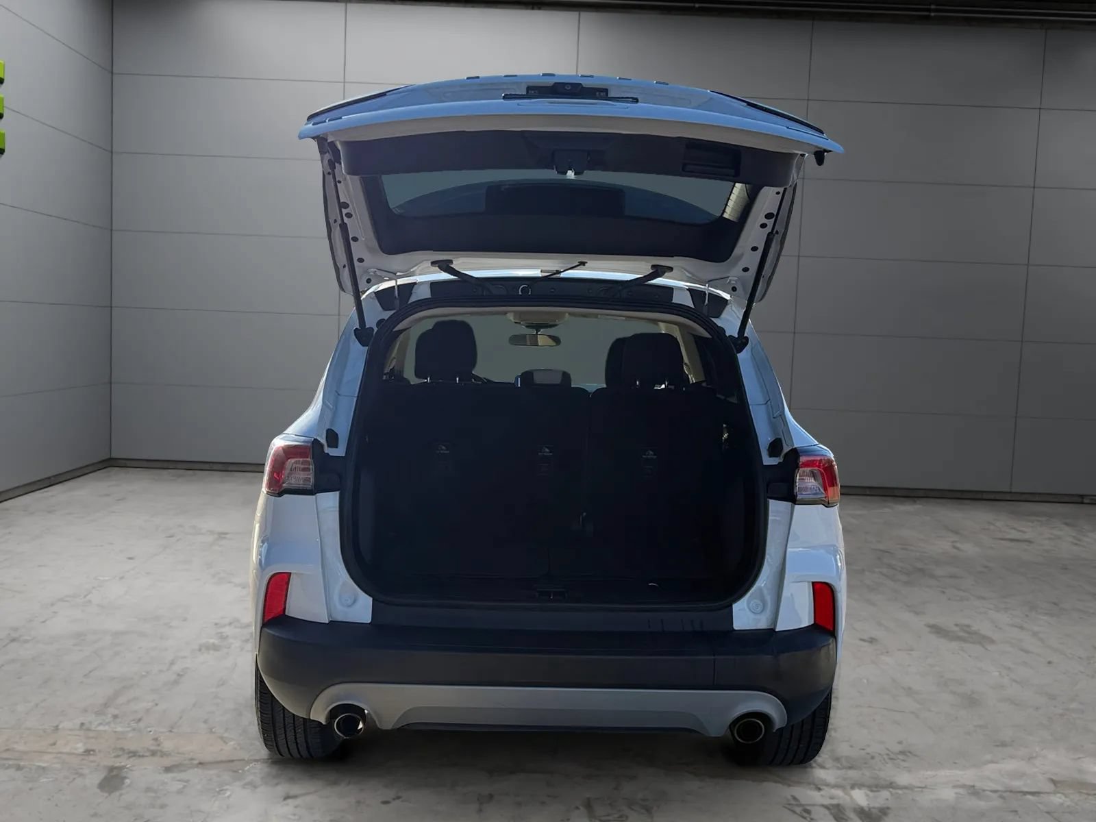 Used 2020 Ford Escape SE AWD/4WD image 9