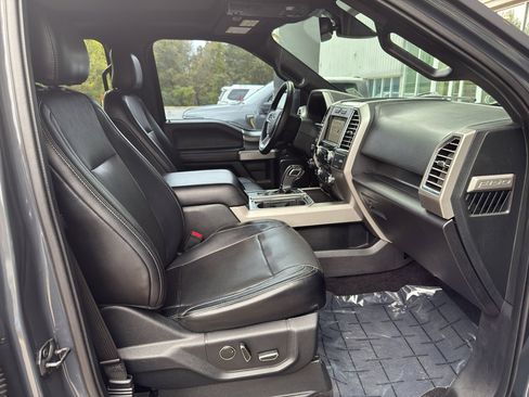 Used 2016 Ford F150 Lariat w/ Equipment Group 502A Luxury image 18