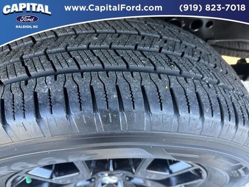 Used 2019 Nissan Frontier SV w/ Value Truck Package image 14