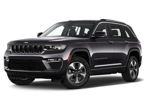 Used 2023 Jeep Grand Cherokee Altitude image 4