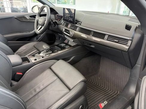 Used 2024 Audi S5 Premium Plus w/ Premium Plus Package AWD/4WD image 17