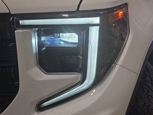 New 2026 GMC Sierra 1500 Elevation image 30