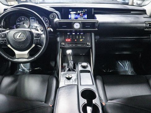 Used 2019 Lexus IS 300 w/ Accessory Package 2 RWD image 10