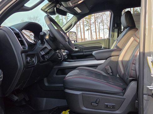 New 2026 RAM 2500 Big Horn AWD/4WD image 5