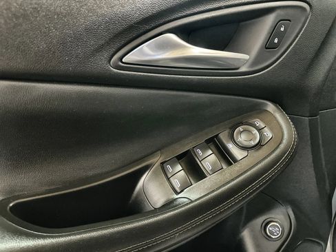 Used 2024 Buick Encore GX Preferred FWD image 15