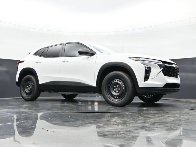 New 2026 Chevrolet Trax LS FWD image 41