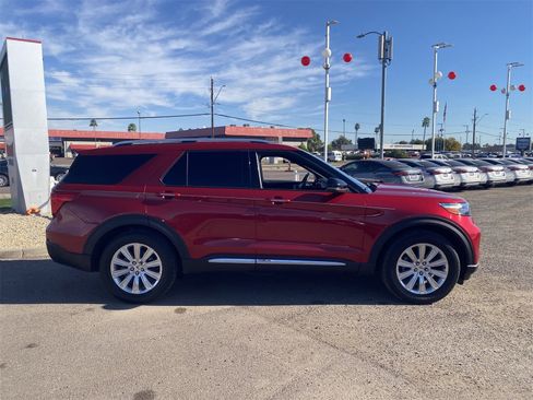 Used 2020 Ford Explorer Limited w/ Class III Trailer Tow Package image 7