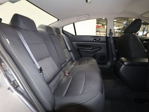 Used 2025 Nissan Altima 2.5 SV AWD/4WD image 23