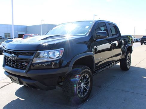 Used 2020 Chevrolet Colorado ZR2 image 3