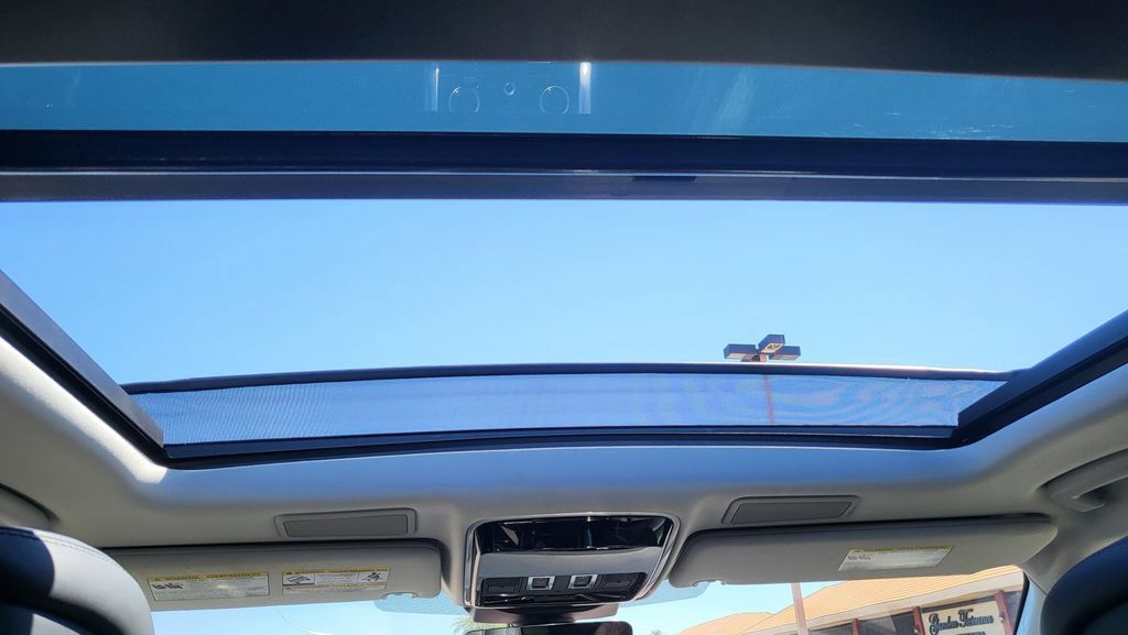 Used 2019 Land Rover Range Rover Sport HSE AWD/4WD image 44