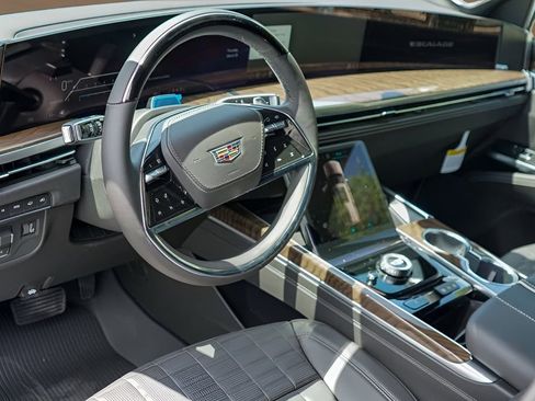 New 2026 Cadillac Escalade Sport w/ Touring Package image 8