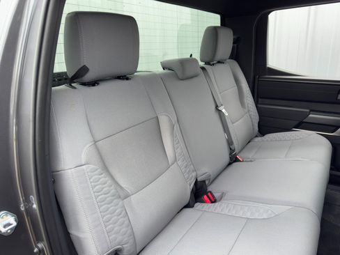 Used 2025 Toyota Tundra SR5 image 39