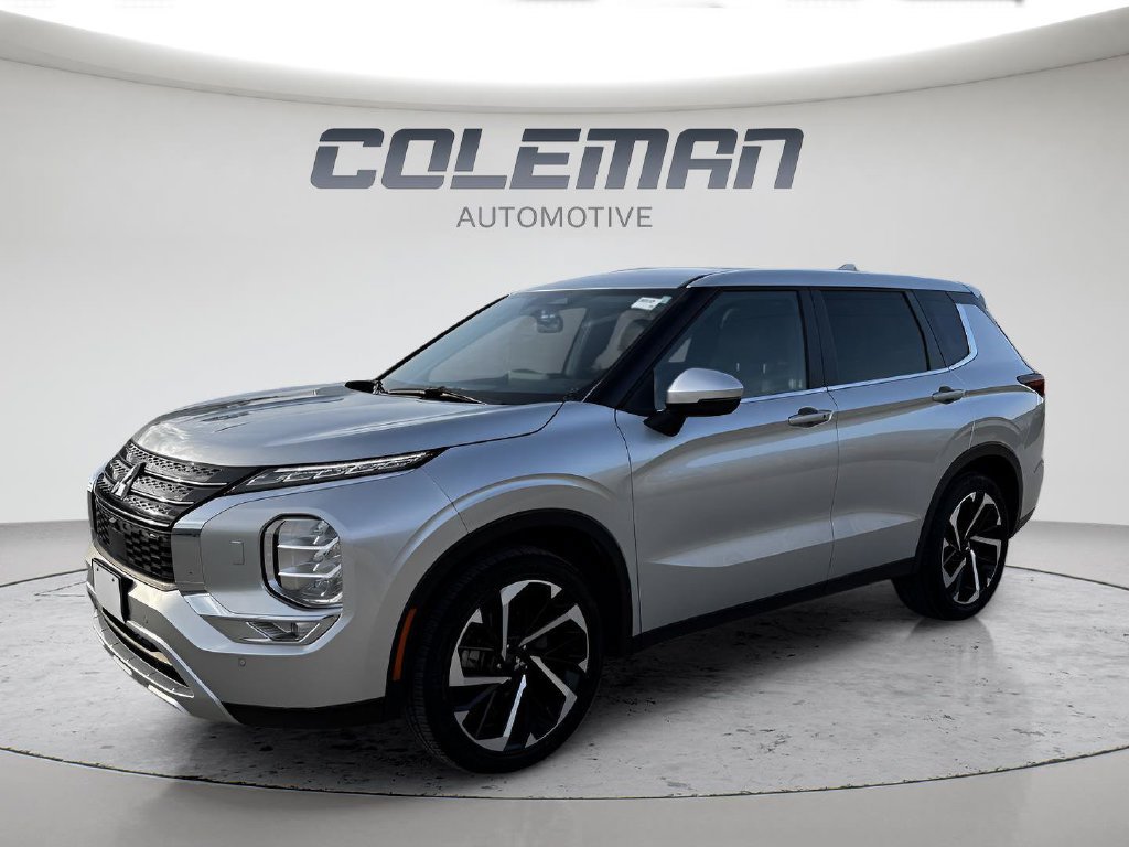 Used 2024 Mitsubishi Outlander SE AWD/4WD image 1