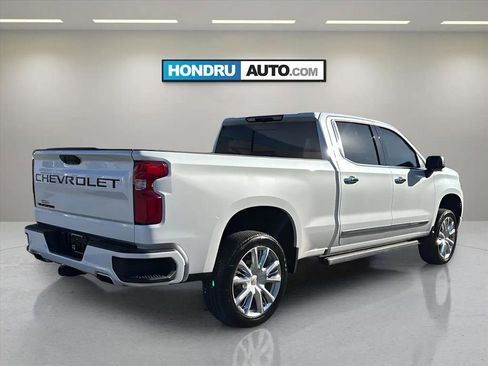 Used 2022 Chevrolet Silverado 1500 High Country w/ High Country Premium Package image 4