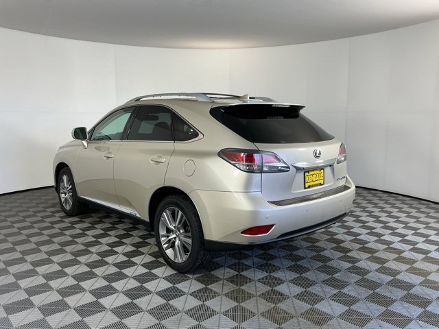 Used 2015 Lexus RX 450h AWD image 7