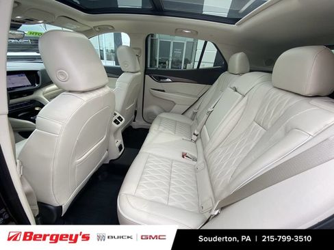 Certified 2021 Buick Envision Avenir w/ Technology Package II AWD/4WD image 29