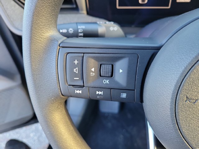 New 2027 Nissan Kicks S FWD image 21