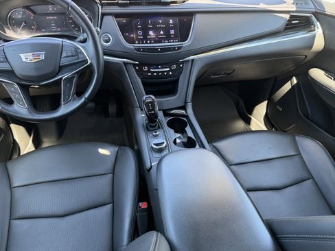 Used 2020 Cadillac XT5 Premium Luxury image 15