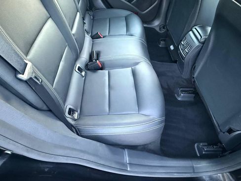 Used 2019 Mercedes-Benz CLA 250 image 30