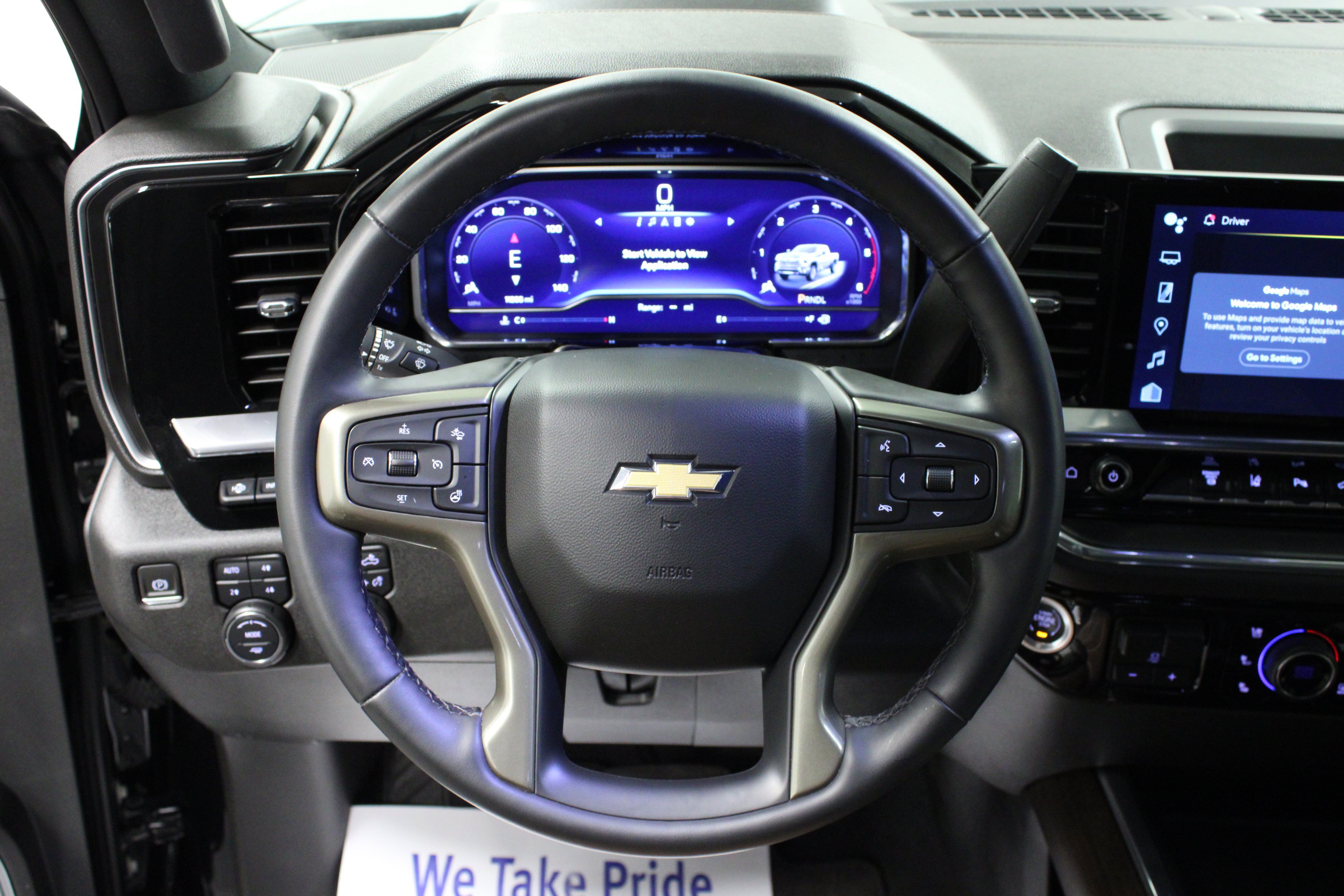 Used 2024 Chevrolet Silverado 2500 High Country w/ Technology Package AWD/4WD image 17