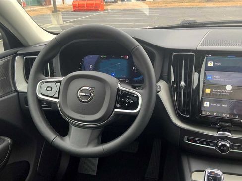 New 2025 Volvo XC60 T8 Ultra w/ Protection Package Premier image 9