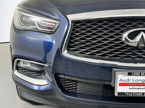 Used 2020 INFINITI QX60 Luxe w/ Essential Package image 17