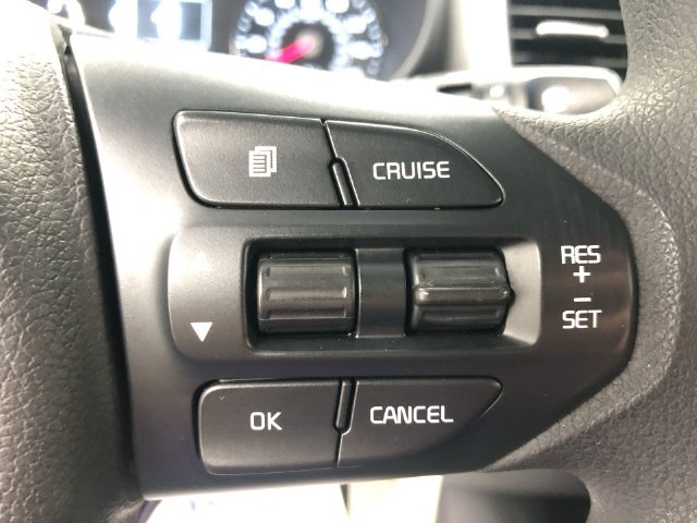 Used 2017 Kia Sorento FWD image 31
