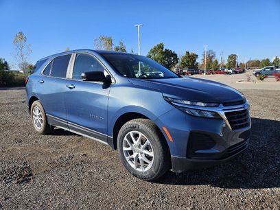 Used 2024 Chevrolet Equinox LS w/ LS Convenience Package
