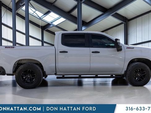 Used 2020 Chevrolet Silverado 1500 LT Trail Boss AWD/4WD image 26
