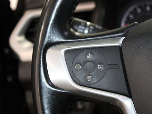 Used 2020 GMC Acadia SLT FWD image 13