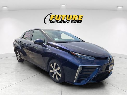 Used 2017 Toyota Mirai FWD image 1