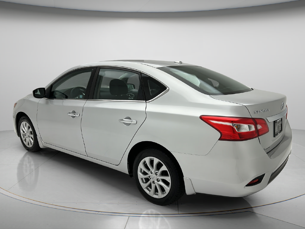 Used 2018 Nissan Sentra SV FWD image 4