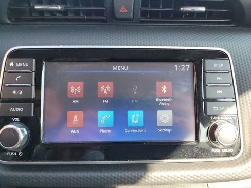 Used 2022 Nissan Kicks S image 21