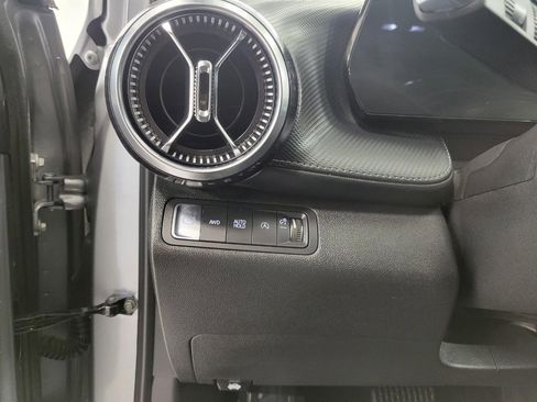 Used 2025 Chevrolet Equinox LT image 10